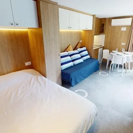 ホリデーパーク Portuondo Parking Gratuito 2*