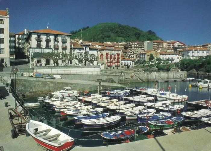 Portuondo Parking Gratuito Mundaka