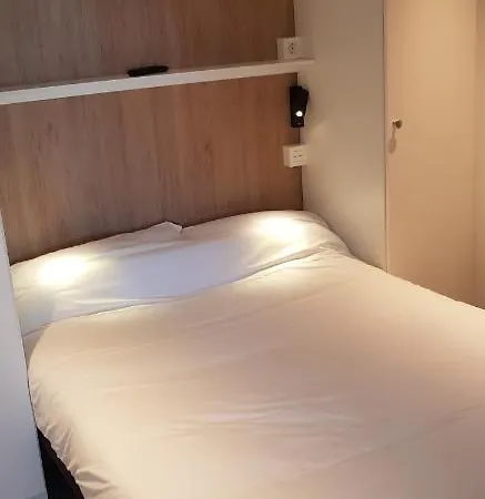 Portuondo Parking Gratuito מונדקה