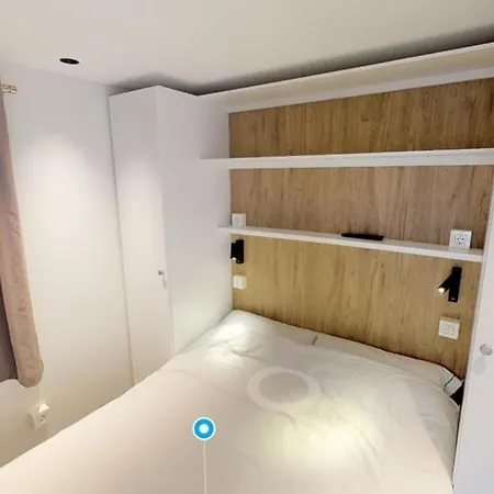 Portuondo Parking Gratuito 2* מונדקה