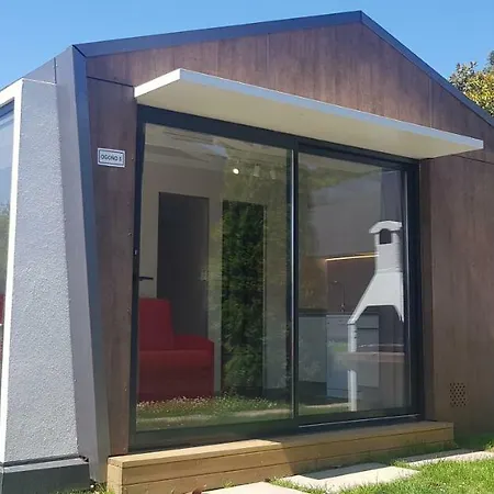 Portuondo Parking Gratuito 2* מונדקה